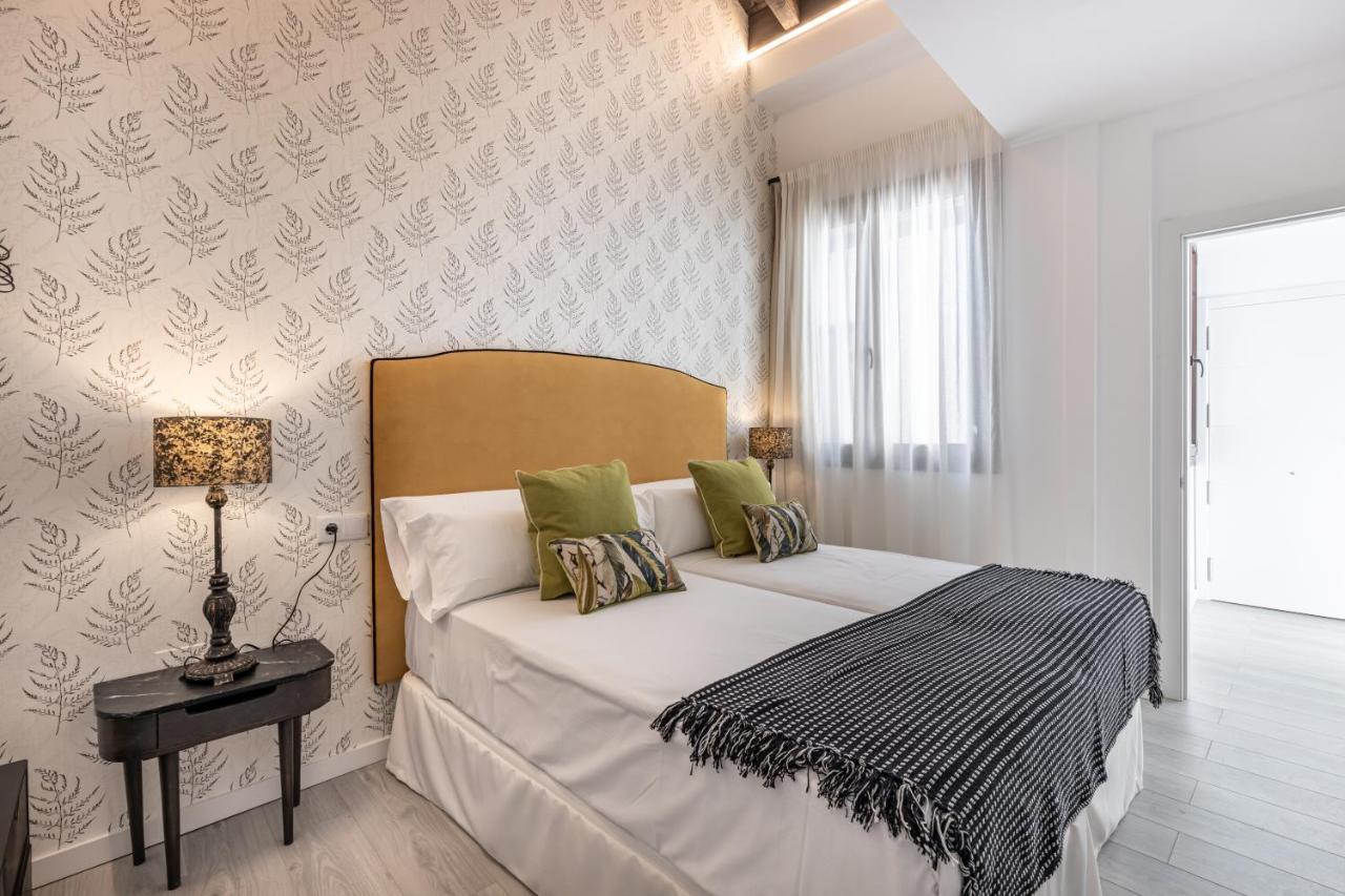 Apartamentos Albaicin Centro Suites 3000 Granada Esterno foto